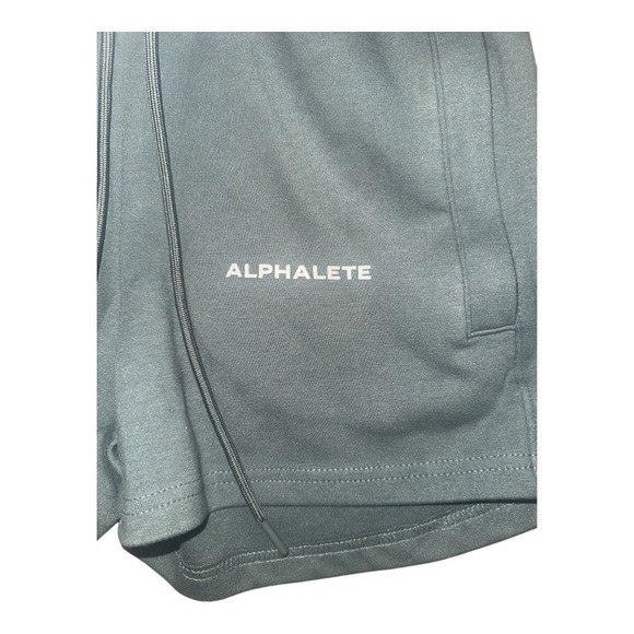 Alphalete Womens Green Essential Core Shorts, XS - Picture 3 of 9